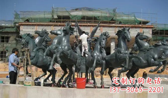 湖南八马踏浪阿波罗战车景观铜雕