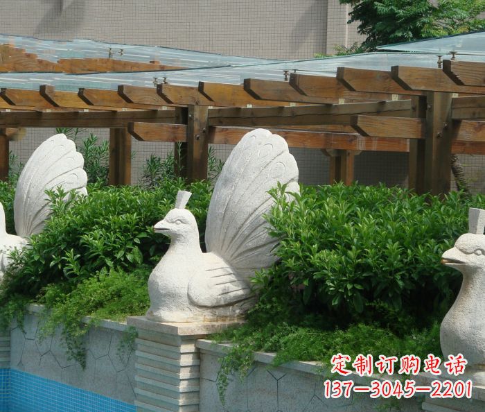 湖南别墅景观孔雀喷泉石雕