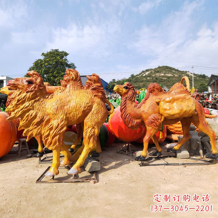 湖南玻璃钢彩绘仿真骆驼雕塑艺术之美的完美呈现