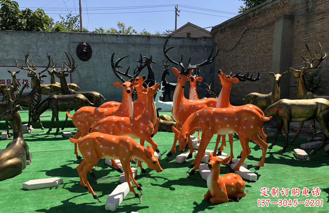湖南玻璃钢彩绘梅花鹿雕塑别墅庭院仿真动物摆件