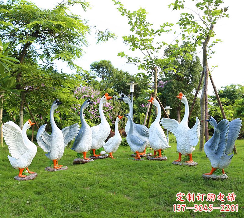 湖南玻璃钢仿真动物鹅