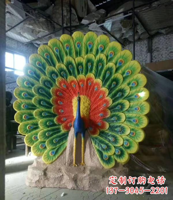 湖南玻璃钢制作的孔雀雕塑