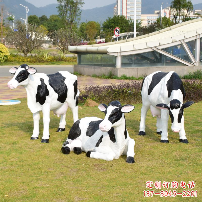 湖南玻璃钢仿真奶牛雕塑 (3)