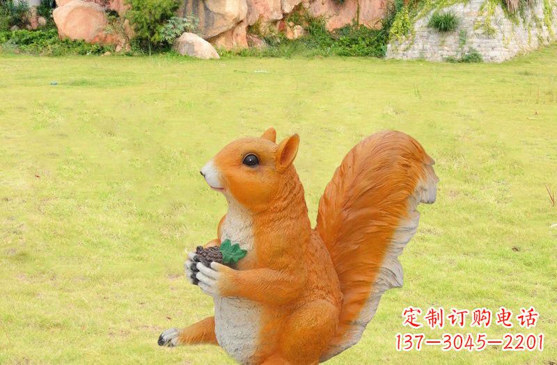 湖南玻璃钢仿真松鼠