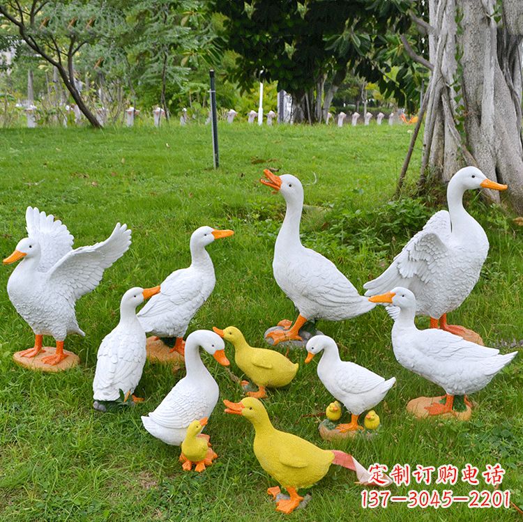 湖南玻璃钢仿真鸭子雕塑-庭院农家院仿真家禽动物雕塑摆件