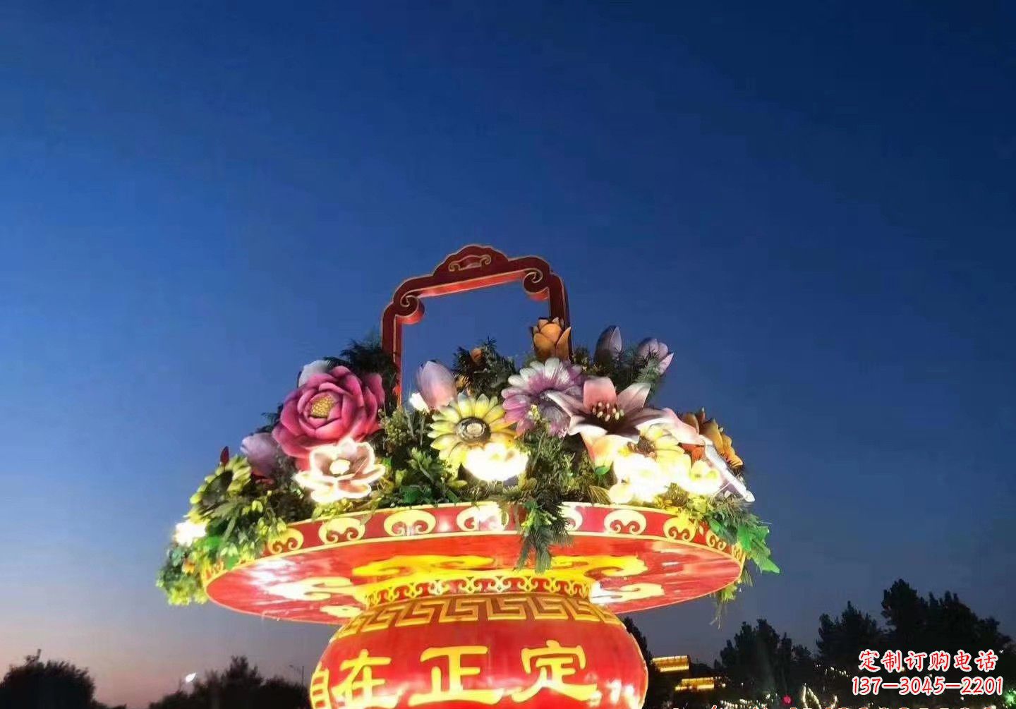 湖南玻璃钢花篮景观雕塑