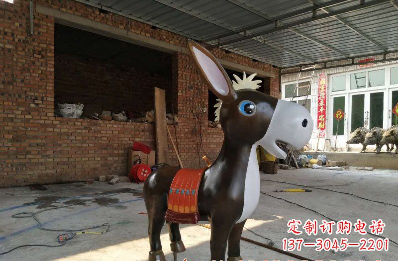 湖南玻璃钢卡通小毛驴雕塑