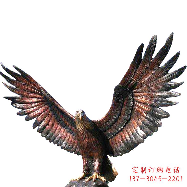 湖南玻璃钢老鹰仿铜雕塑