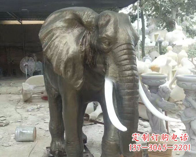 湖南玻璃钢门口大象雕塑