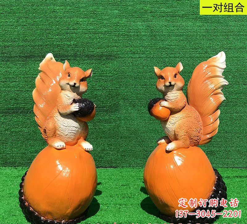 湖南玻璃钢松鼠雕塑
