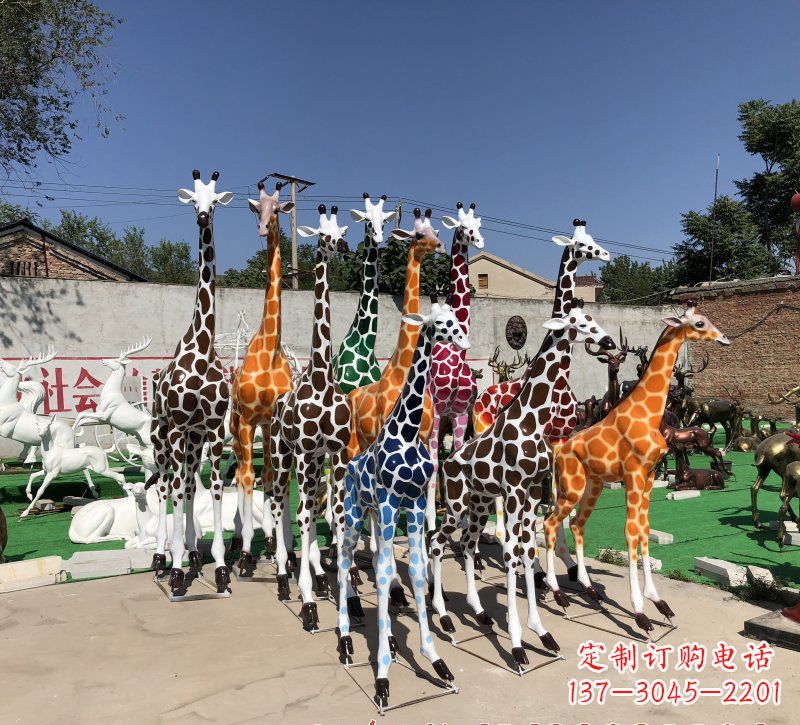 湖南玻璃钢长颈鹿雕塑222