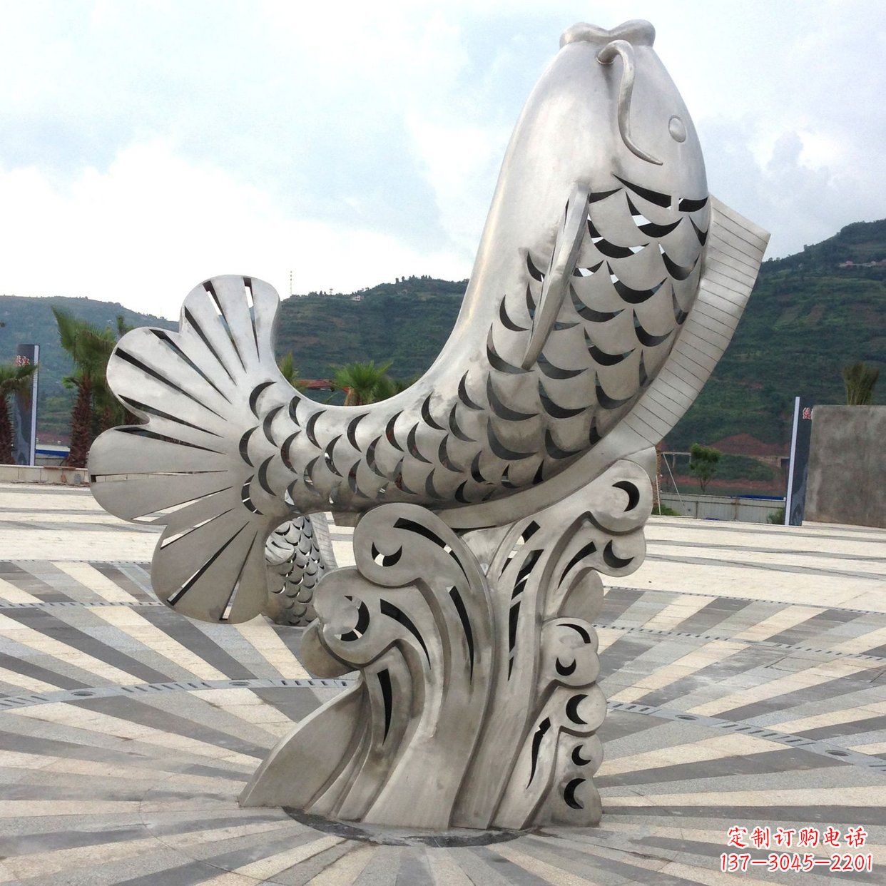 湖南不锈钢“鱼”园林水景喷泉动物景观雕塑