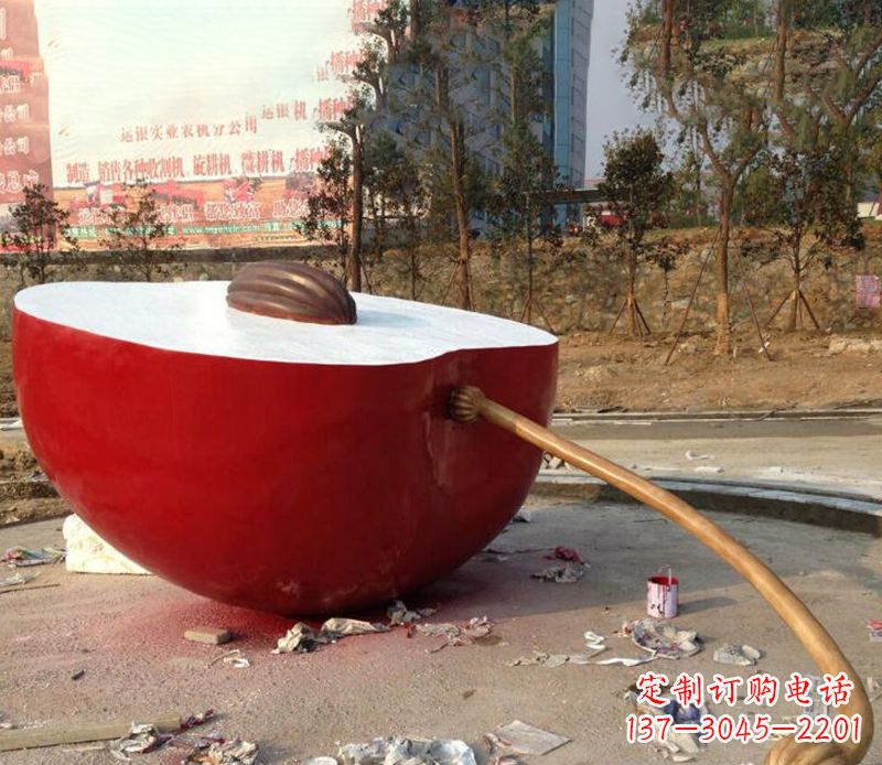 湖南不锈钢半块苹果雕塑