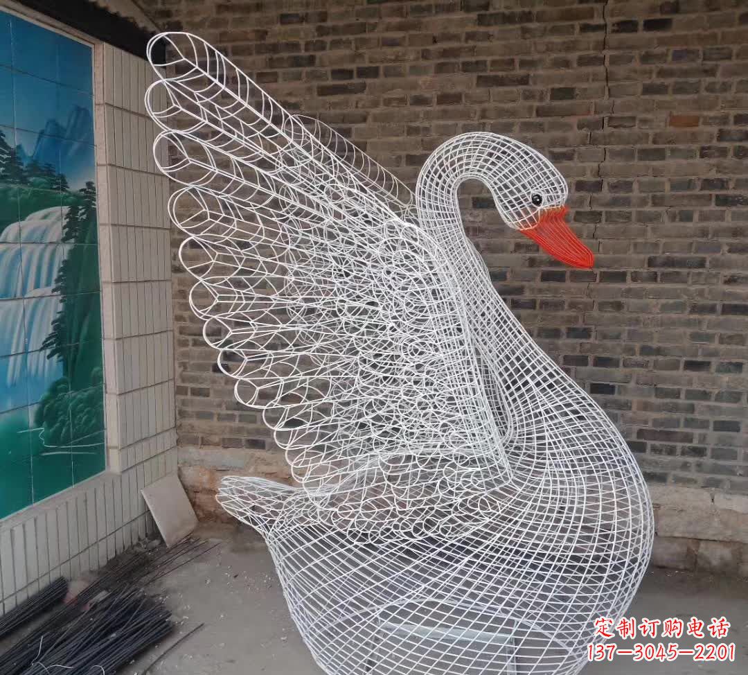 湖南不锈钢别墅镂空天鹅雕塑