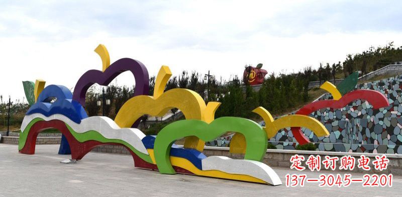 湖南不锈钢彩色抽象苹果雕塑