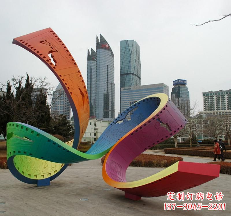 湖南不锈钢城市景观胶卷雕塑