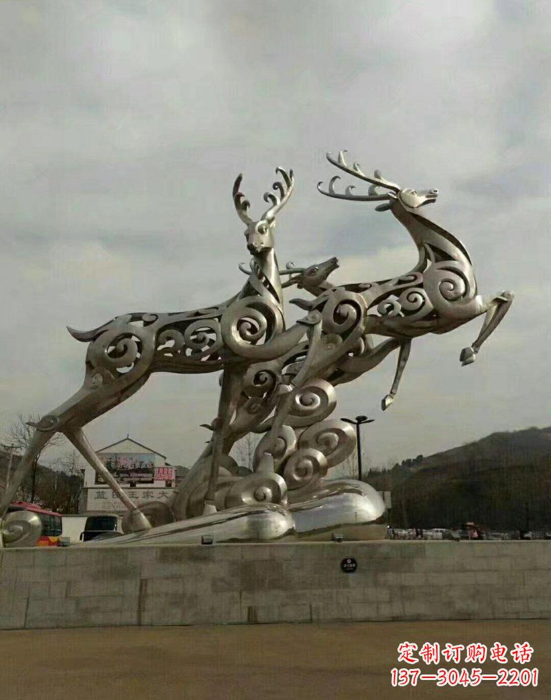 湖南不锈钢城市祥云浮雕梅花鹿雕塑