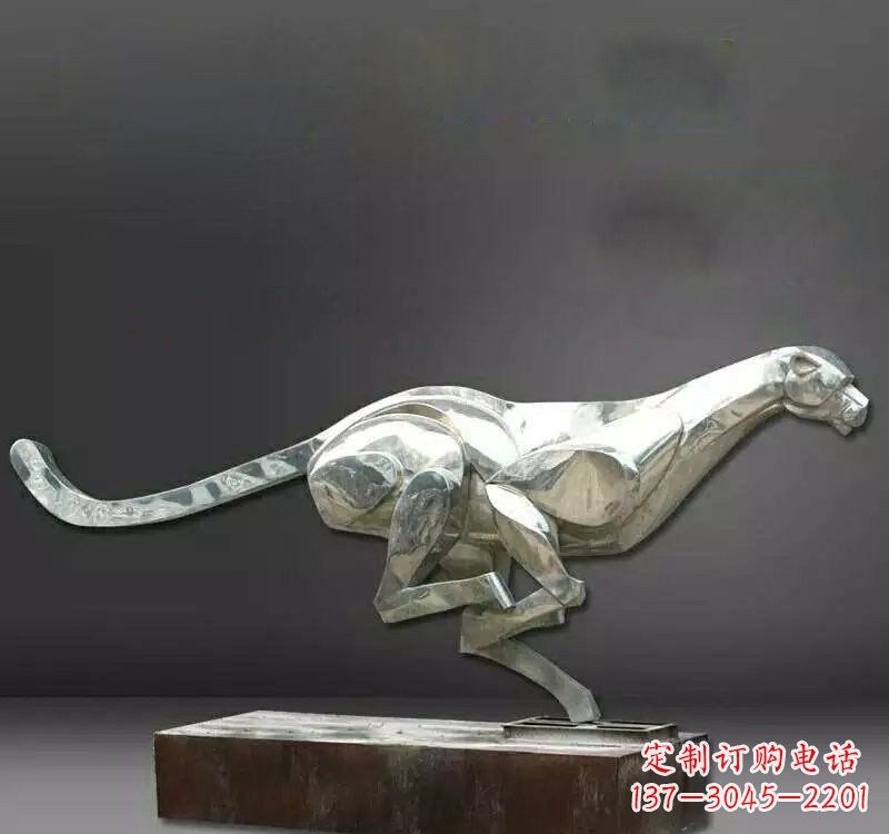 湖南不锈钢抽象奔跑的豹子雕塑