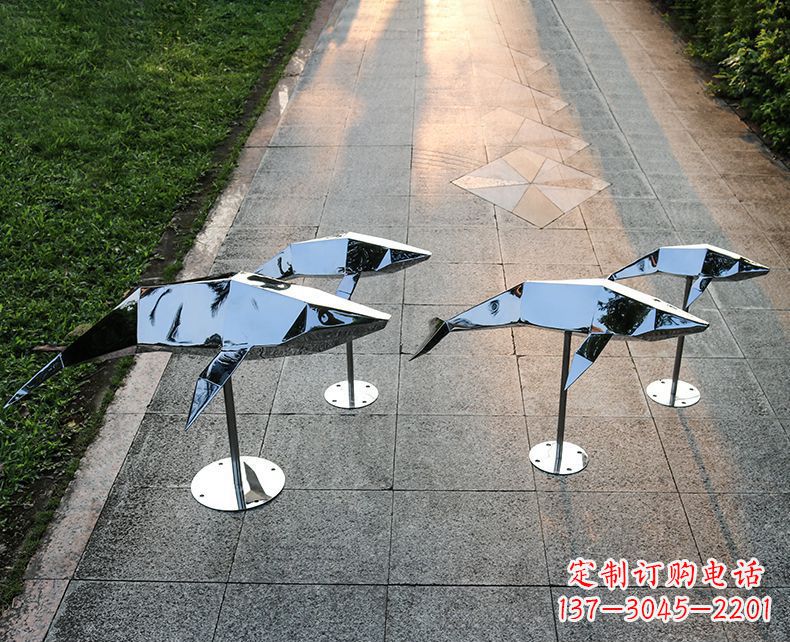湖南不锈钢抽象动物海豚雕塑1