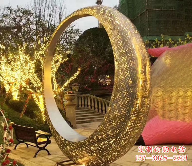湖南不锈钢抽象发光月亮雕塑