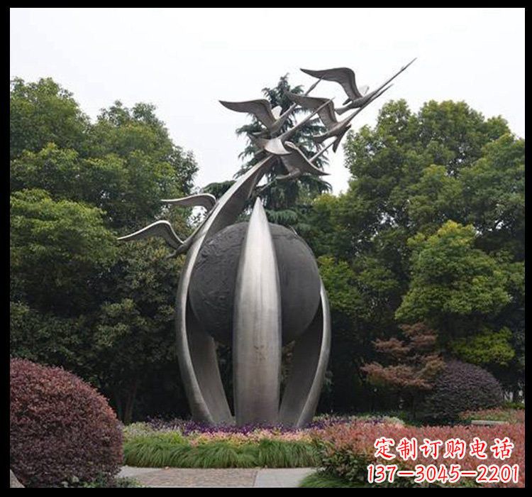 湖南不锈钢抽象飞翔的天鹅雕塑