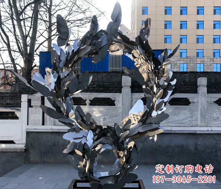 湖南不锈钢抽象蝴蝶花环景观雕塑