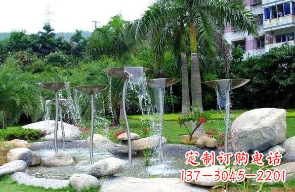 湖南不锈钢抽象花朵喷泉雕塑
