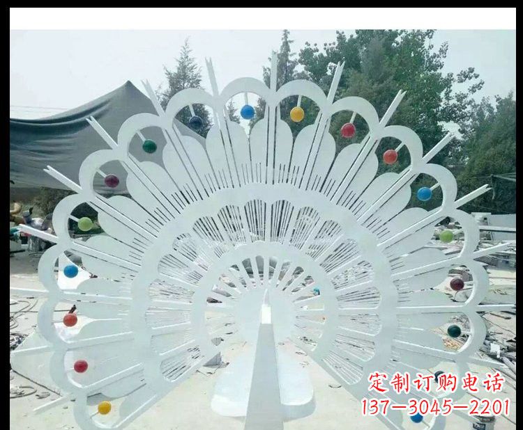 湖南不锈钢抽象开屏孔雀雕塑