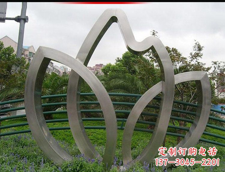 湖南不锈钢抽象树叶雕塑2