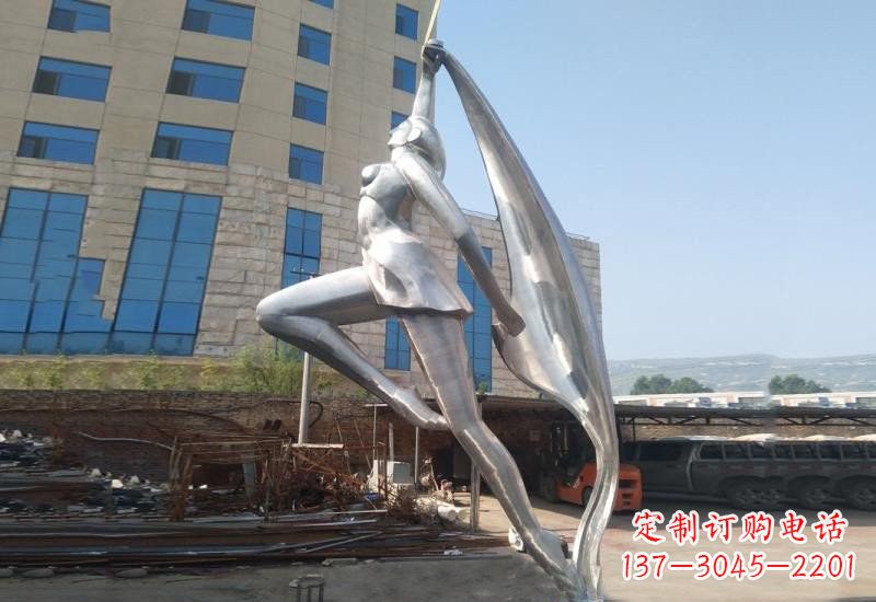 湖南不锈钢抽象艺术体操女孩雕塑
