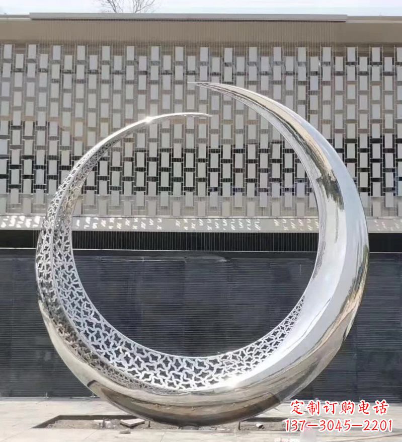 湖南不锈钢抽象月亮雕塑