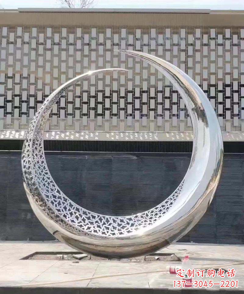 湖南不锈钢抽象月亮雕塑1