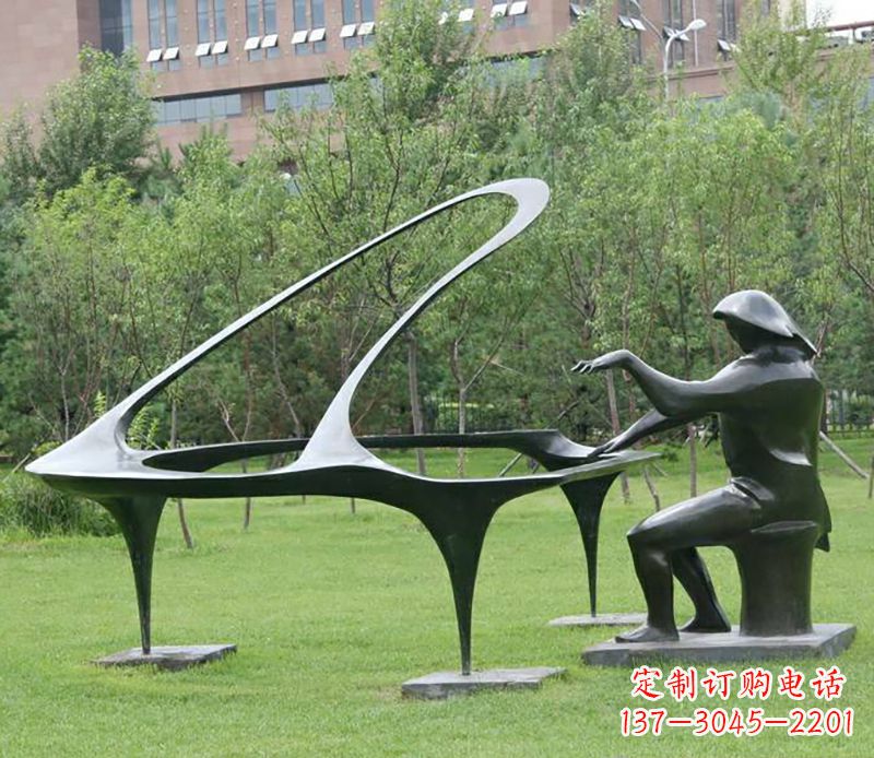 湖南不锈钢弹钢琴人物公园雕塑