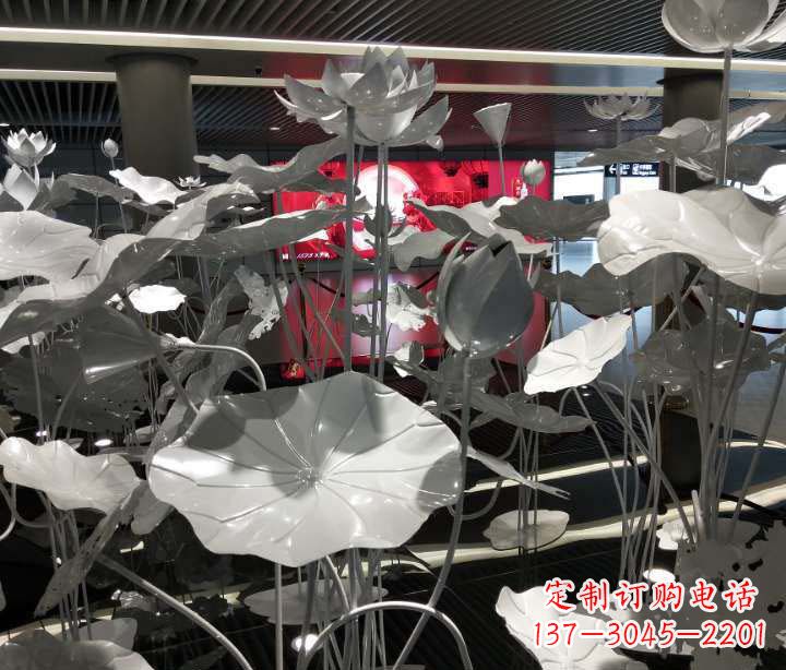 湖南不锈钢锻造荷花雕塑