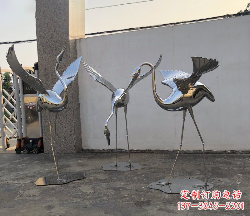 湖南不锈钢锻造丹顶鹤展翅雕塑112