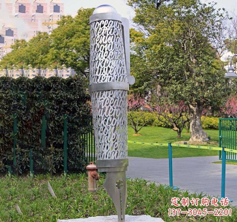湖南不锈钢钢笔雕塑2