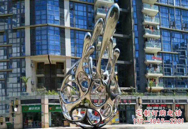 湖南不锈钢公园抽象火龙果雕塑