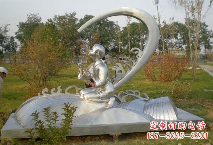 湖南不锈钢公园拿花朵的儿童雕塑