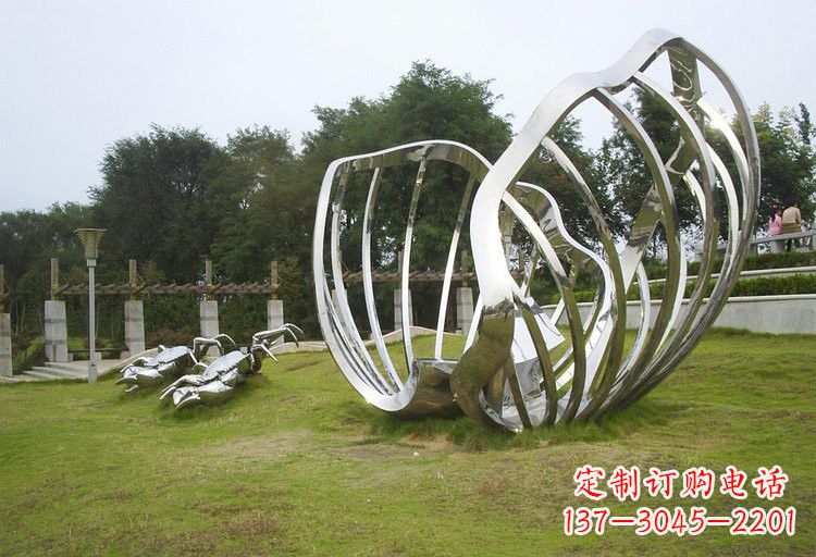 湖南不锈钢公园螃蟹和贝壳雕塑