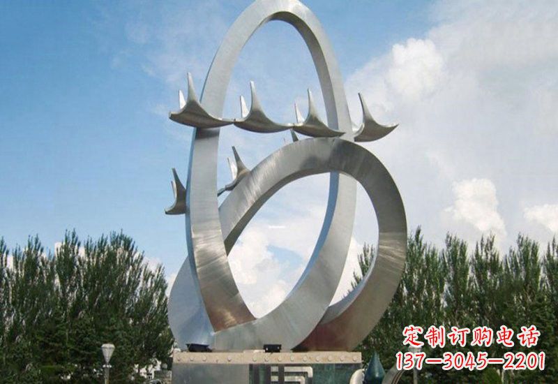 湖南不锈钢广场抽象飞翔的天鹅雕塑