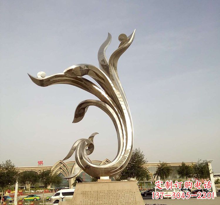 湖南凤凰雕塑,让不锈钢广场更加精彩