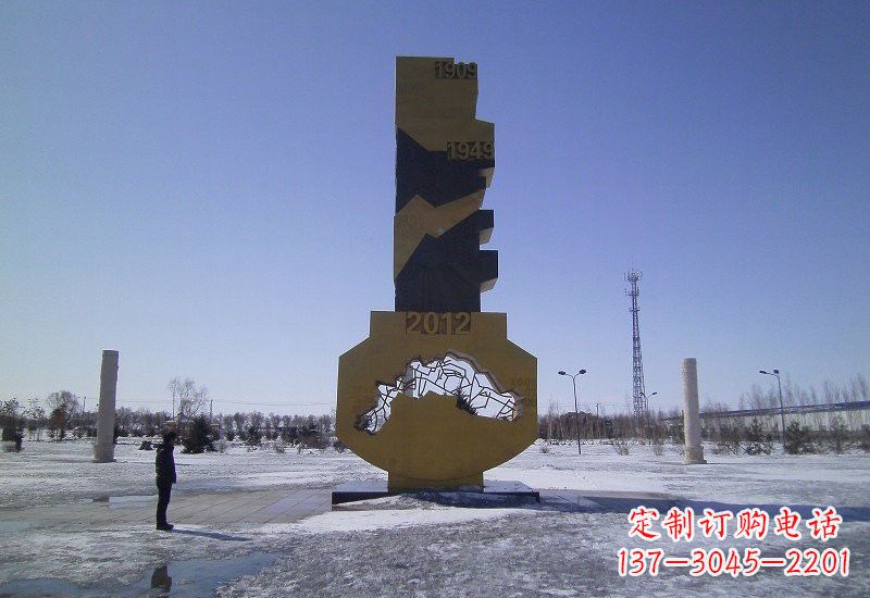 湖南不锈钢广场抽象钥匙雕塑
