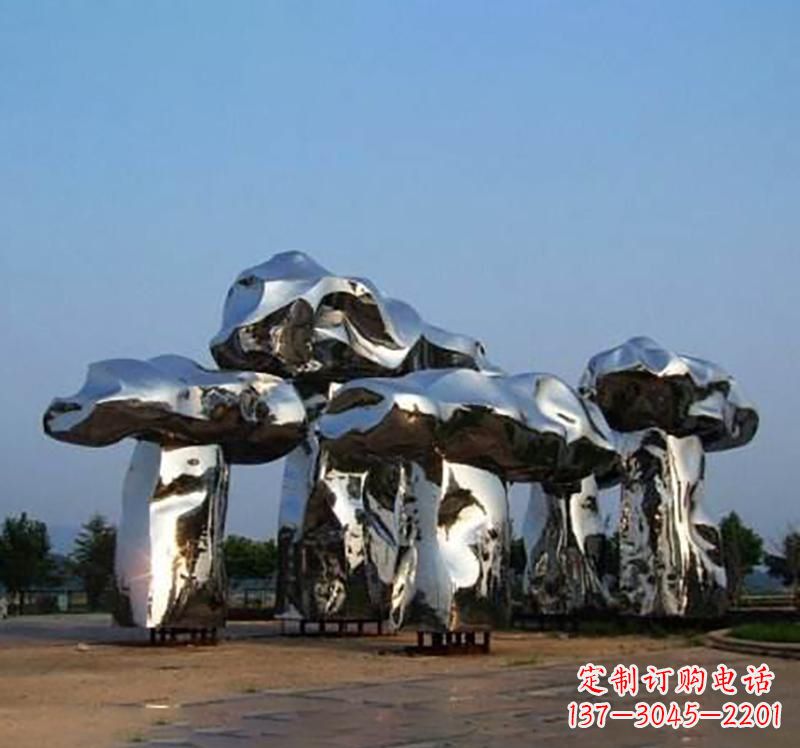 湖南不锈钢广场镜面蘑菇雕塑