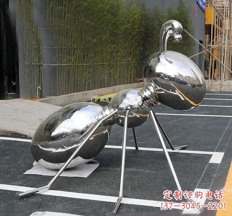 湖南不锈钢广场昆虫蚂蚁雕塑
