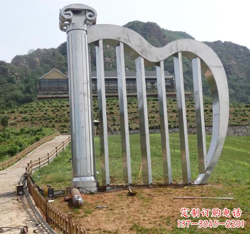 湖南不锈钢广场竖琴雕塑