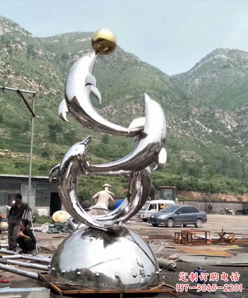 湖南不锈钢海豚顶球雕塑1