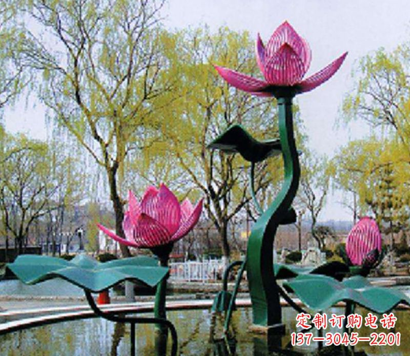 湖南不锈钢荷花景观雕塑