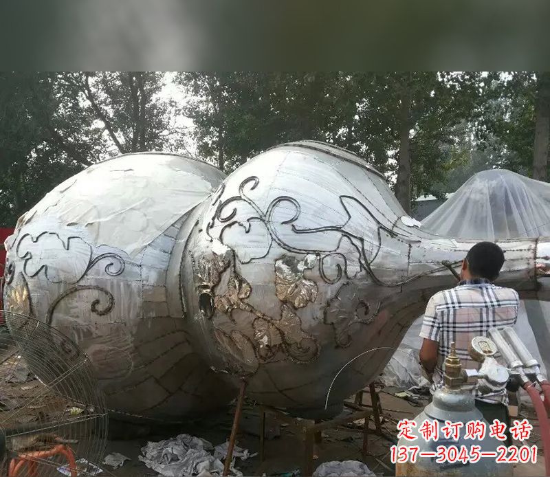 湖南不锈钢葫芦雕塑