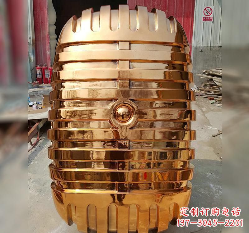 湖南不锈钢金话筒雕塑