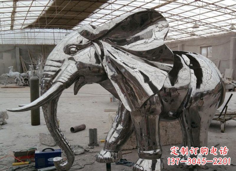湖南不锈钢镜面大象雕塑